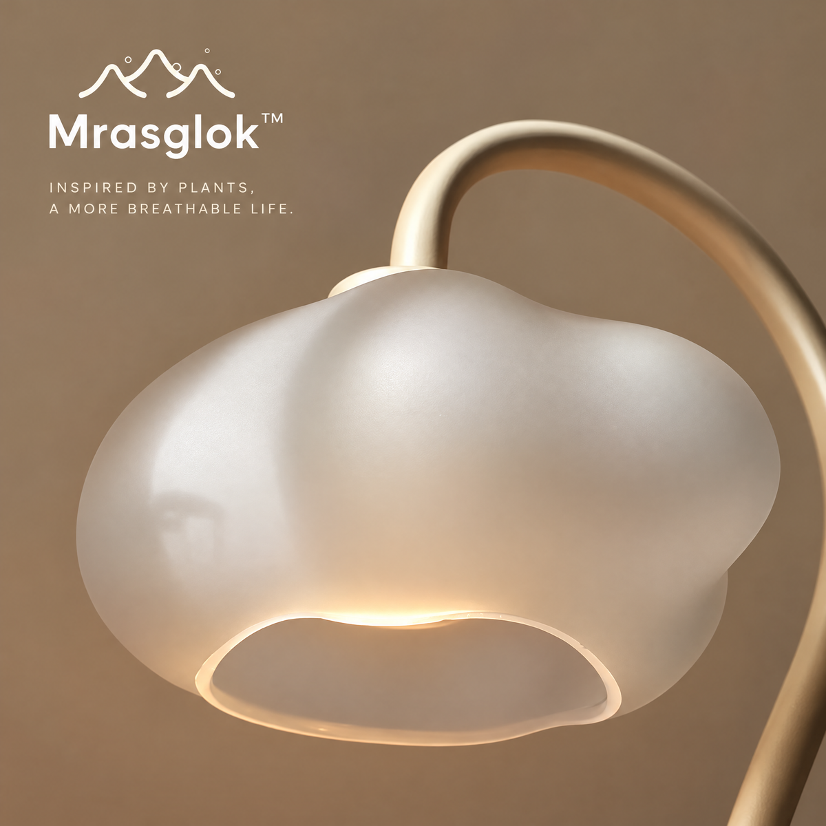 Cloud Nine – Minimalist Cloud-Shaped Candle Warmer Lamp & Modern Bedroom Decor